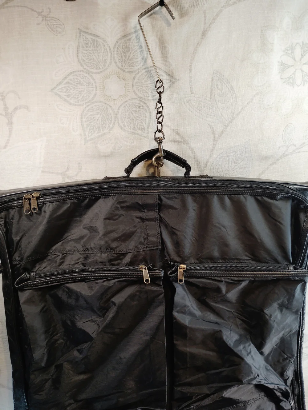 Carlo Amboldi Black Genuine Leather Garment Bag